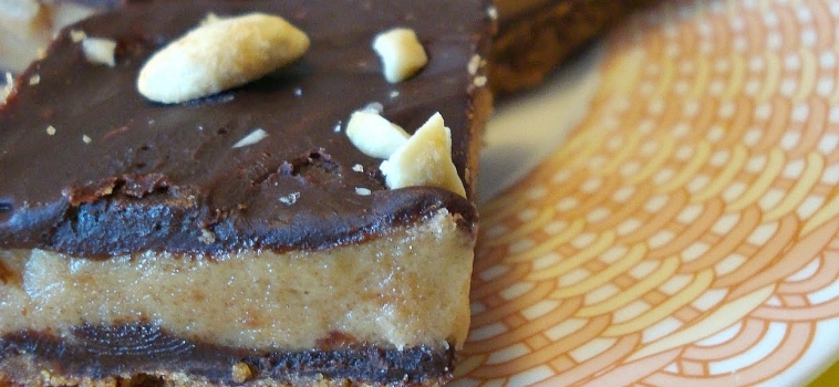 Ramadan Day 18 – PEANUT BUTTER AND CHOCOLATE SQUARES